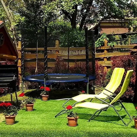 Kek-tura Vendeghaz Guest house